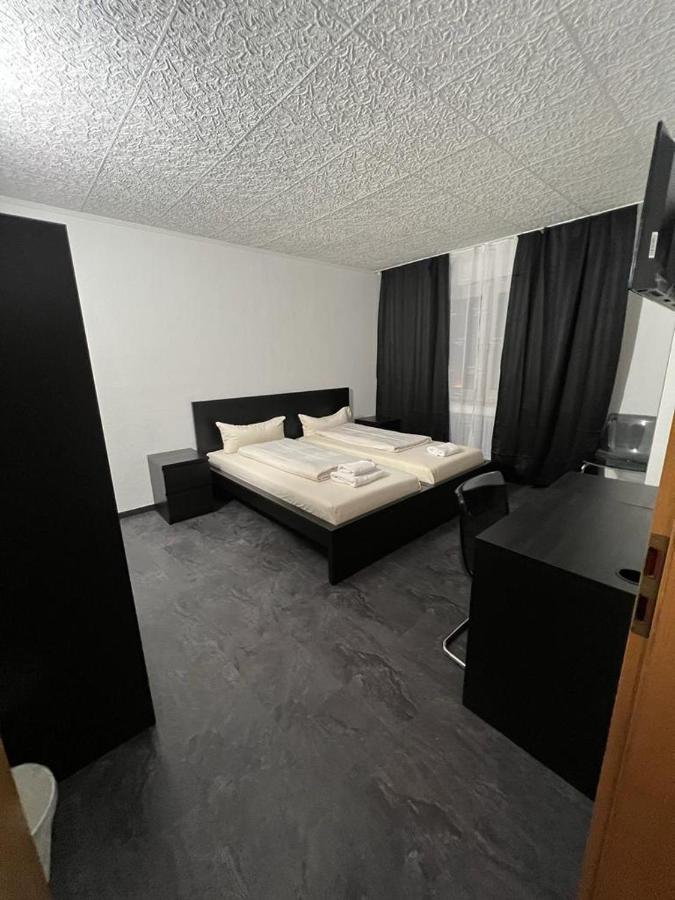 Hotel Duemptener Hof مولهايم ان الرور دير المظهر الخارجي الصورة